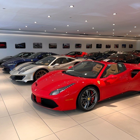 Meet your Posher, Aaron - Picture 4 of 16